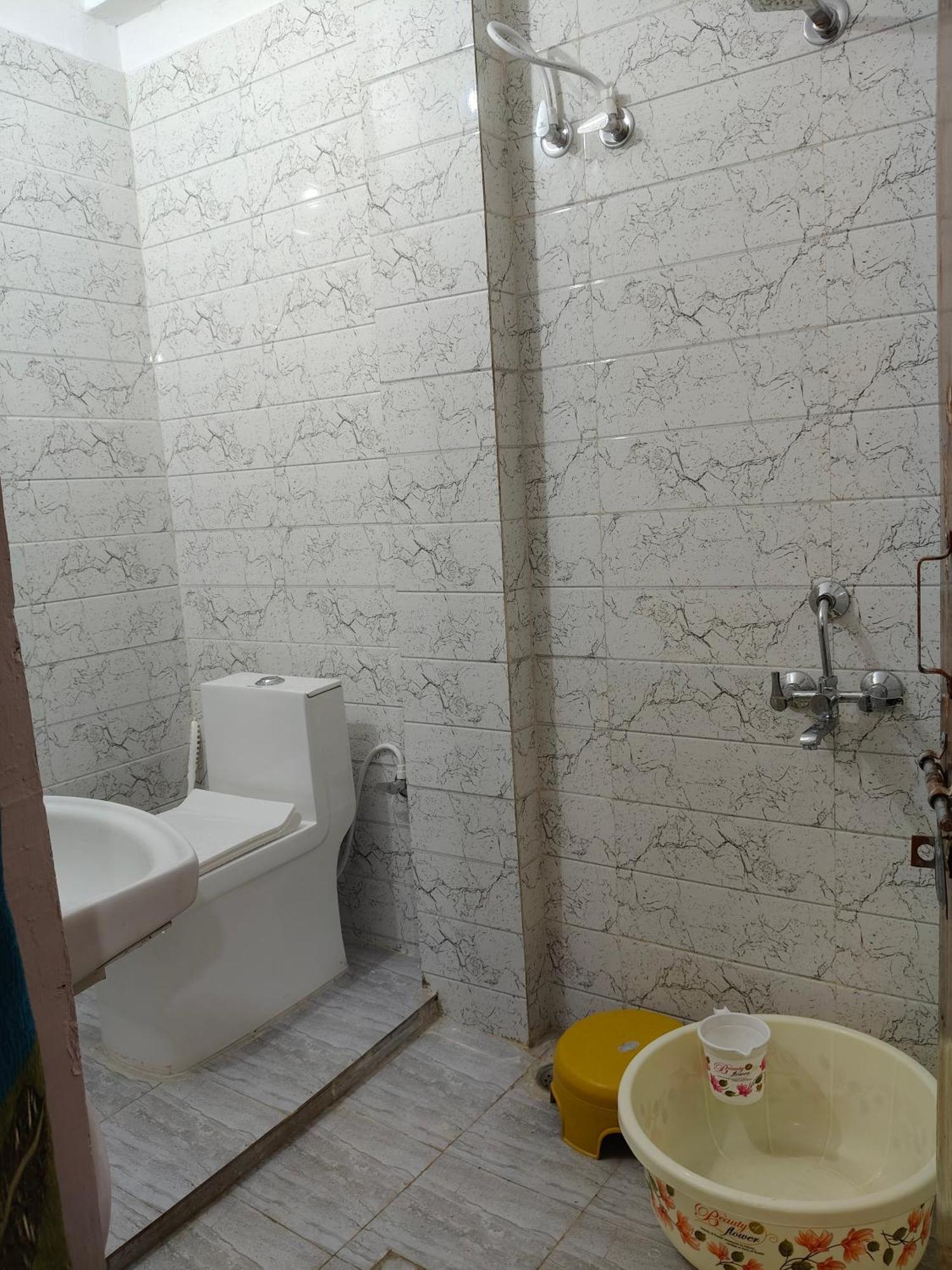 Sharda Homestay Ayodhya Εξωτερικό φωτογραφία
